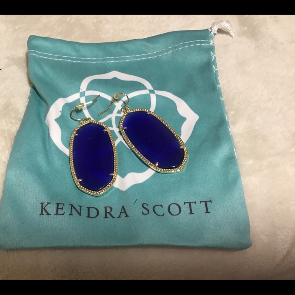 Kendra Scott earrings
